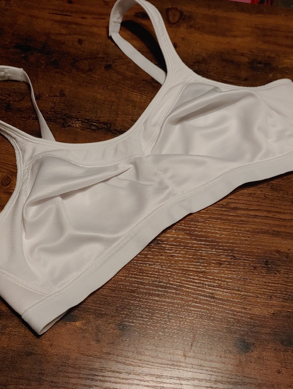 Playtex 42C White Super Comfy Unpadded Wirefree Cool Comfort Soft Straps Bra